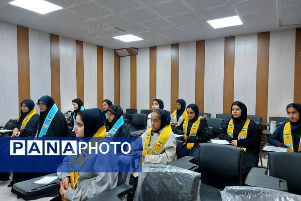  انتخابات شورای دانش‌آموزی منطقه‌ای در کهریزک 