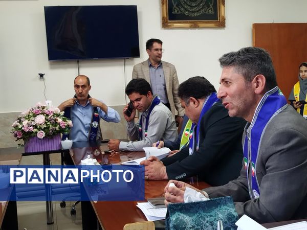 بازدید ارزیاب کشوری سازمان دانش‌آموزی در مدارس تمام پیشتاز شهرستان فاروج