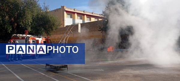 برگزاری بیست و هفتمین مانور سراسری زلزله در استان ایلام 