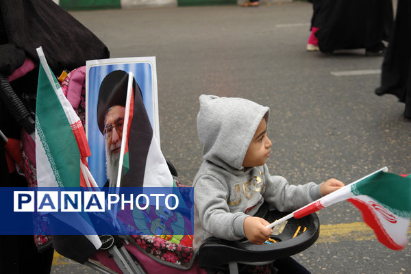 جلوه‌های حضور دانش‌آموزان در راهپیمایی 13 آبان