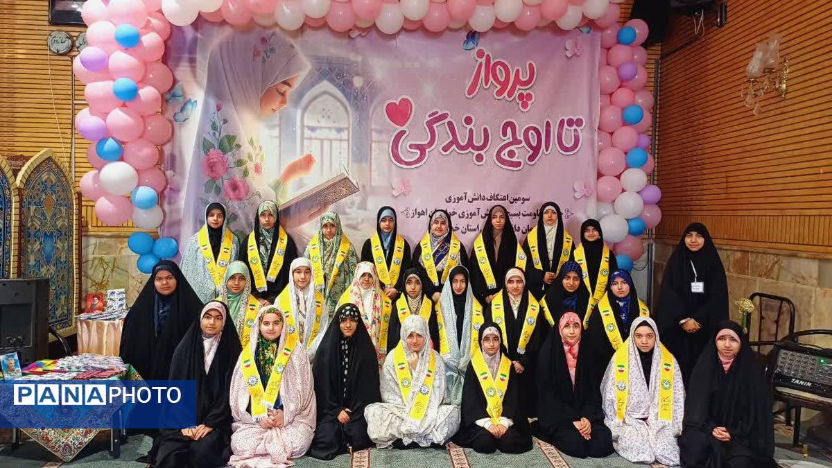  اعتکافی که هویت نسل نوین را تثبیت کرد