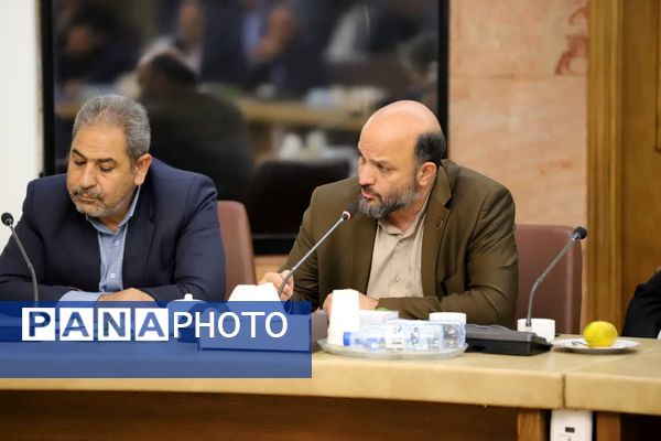 جلسه جمع‌بندی سفر اعضای کمیسیون آموزش مجلس به استان با حضور وزیر آموزش و پرورش 