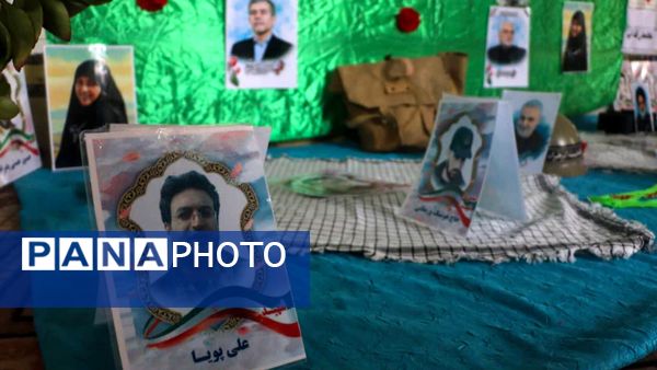 برپایی نمایشگاه دفاع مقدس در مسجد جامع قروه 