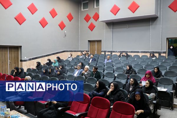 همایش توانمند سازی معاونان آموزشی مدارس آموزش و پرورش ناحیه هفت مشهد مقدس