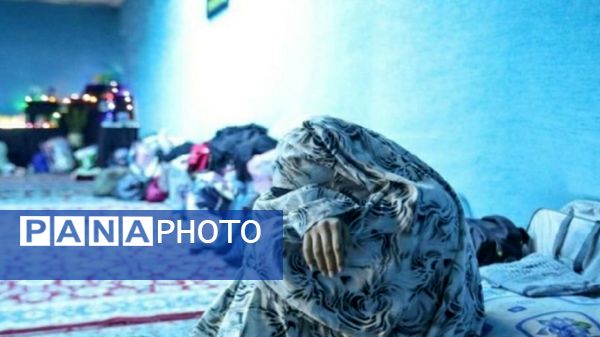 حضور پرشور دانش‌آموزان در آیین اعتکاف مسجد خیمه انتظار