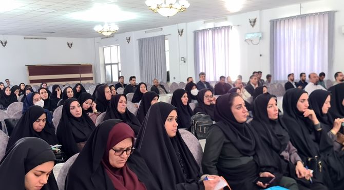 فاز جدید ارتقای سلامت دانش‌آموزان در آباده؛ مدیران مدارس پای کار آمدند