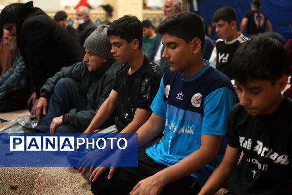 سه روز خلوت نوجوانان گرگانی با خدا در مسجد جامع