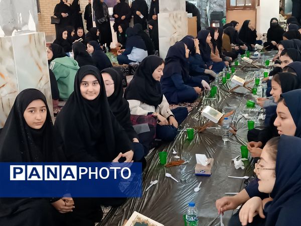 برگزاری برنامه‌ ویژه، به مناسبت ایام فاطمیه در امامزاده نیار اردبیل