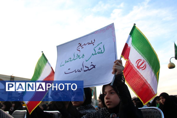 رزمایش اقدار بسیجیان در امیرچخماق یزد