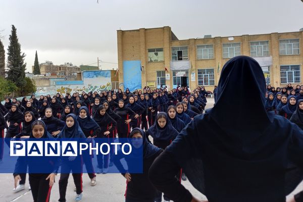 المپیاد ورزشی درون مدرسه‌ای در دبیرستان شاهد فیض ناحیه ۳ شیراز