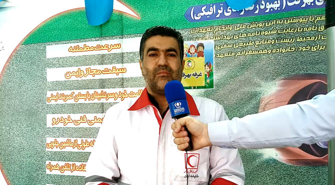 همراهی سرخ‌پوشان هلال احمر تربت جام با مسافران نوروزی در قالب «طرح فاخر»