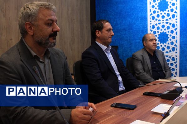 تکریم خدمت، استقبال از آینده