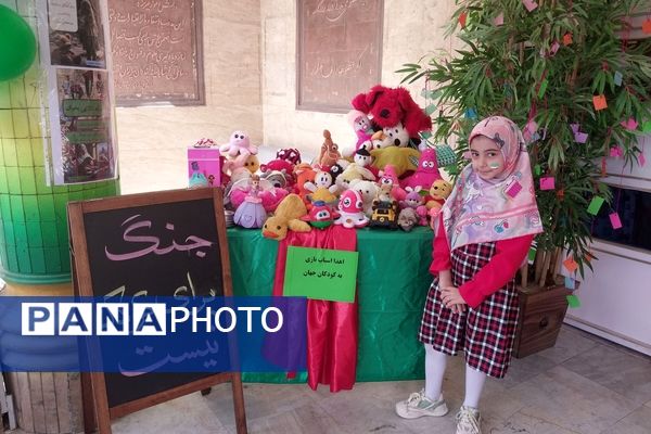 حمایت دانش‌آموزان دبستان کودک مسلمان شهرستان قرچک از کودکان مظلوم غزه