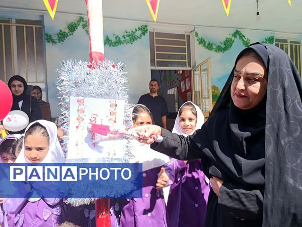 رنگین‌‌کمان شادی و یادگیری در جشن غنچه‌‌ها
