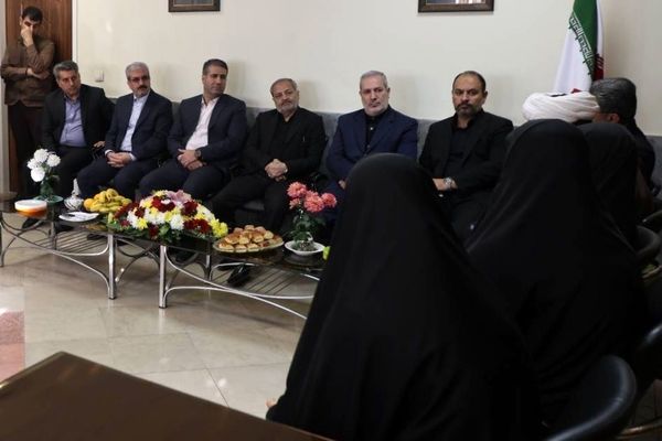 معلمان ستون‌های اصلی تحول در نظام تعلیم و تربیت‌اند