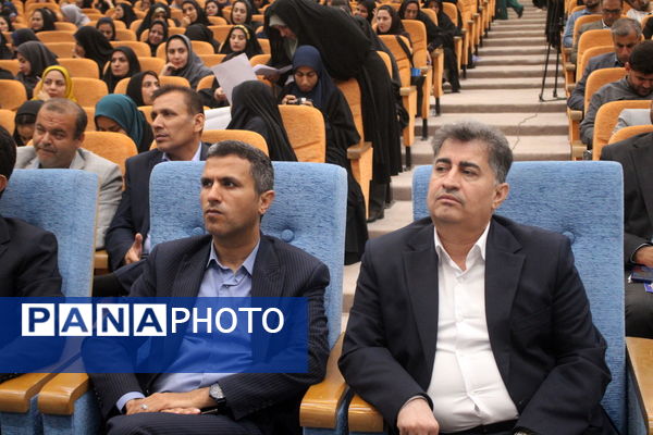 تجلیل از معلمان نمونه استان بوشهر