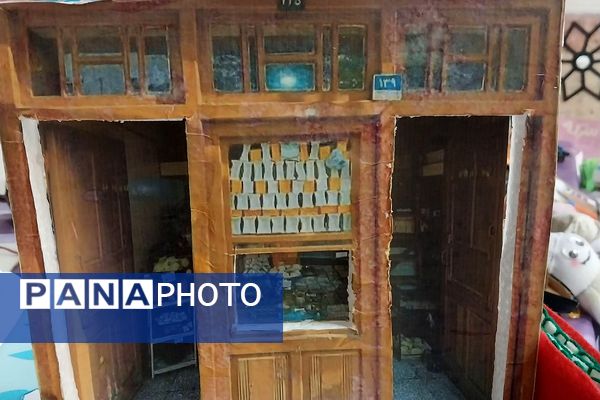 نمایشگاه دست سازه های دانش‌آموزی در دبستان شهید مجید مجیدی ناحیه دو شهرری 