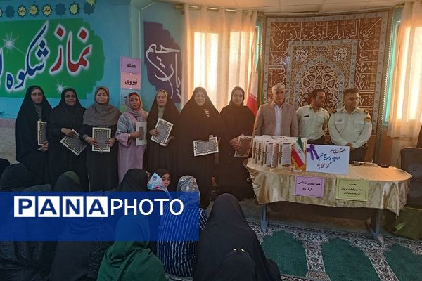  گرامیداشت هفته فراجا و برگزاری انجمن اولیا و مربیان در دبستان علامه طباطبایی