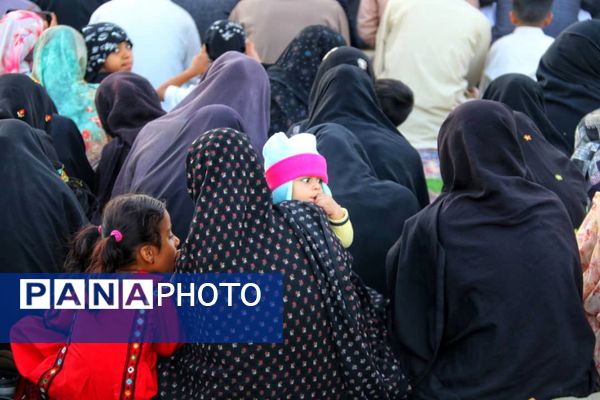 تشییع پیکر شهید گمنام در قلعه‌گنج همراه با حضور گسترده مردم