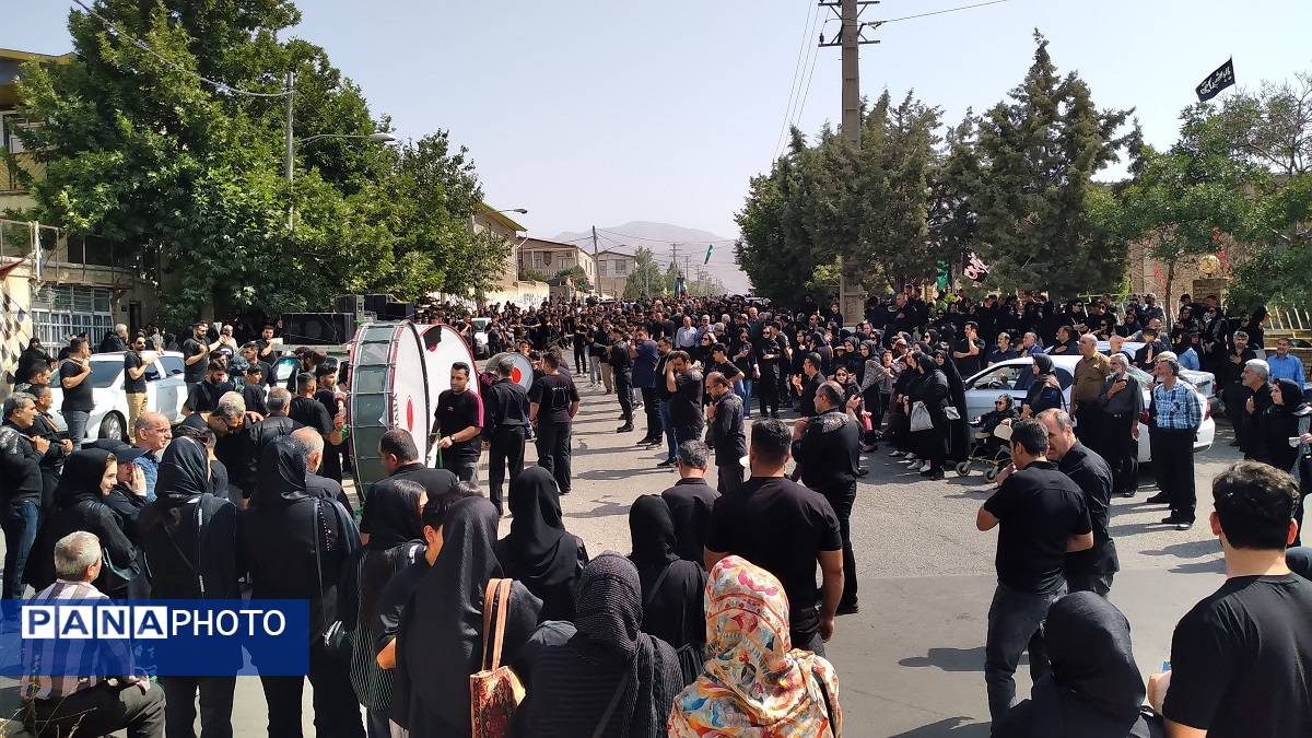 مردم روستای «هیو» در مراسم باشکوه عزاداری تاسوعا شرکت کردند