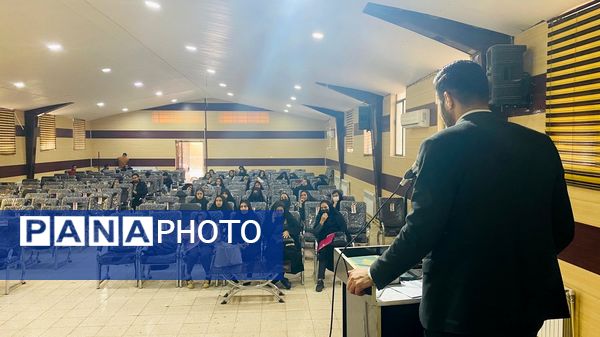 انتخابات شورای دانش‌آموزی شهرستان باخرز