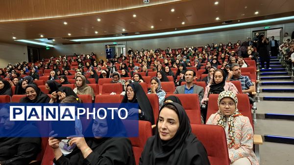 تجلیل از مقام شامخ معلم در دامغان