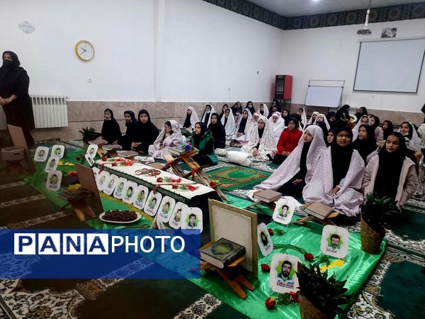 حضور مادران شهدا در مدرسه شهید رزمی خلیل آباد