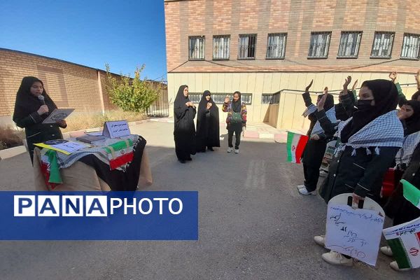 آغاز به کار کانون سفیران سلامت دانش‌آموزی در مدارس شهرستان فیروزکوه