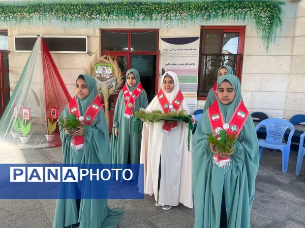 بازگشایی دبستان آرمینه مصلی نژاد همزمان با نواختن زنگ مهر وهفته  دفاع مقدس