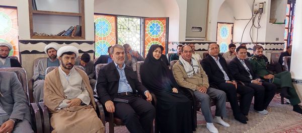 تجدید میثاق نسل آینده با شهدای دیروز در مسجد جامع شادمهر
