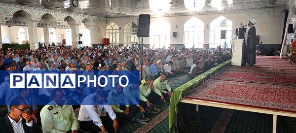 نماز جمعه؛ خواستگاه عبادت و سنگر علم و سیاست 