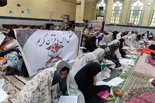 اعتکاف دانش‌آموزی، فرصتی برای رشد معنوی و فرهنگی است