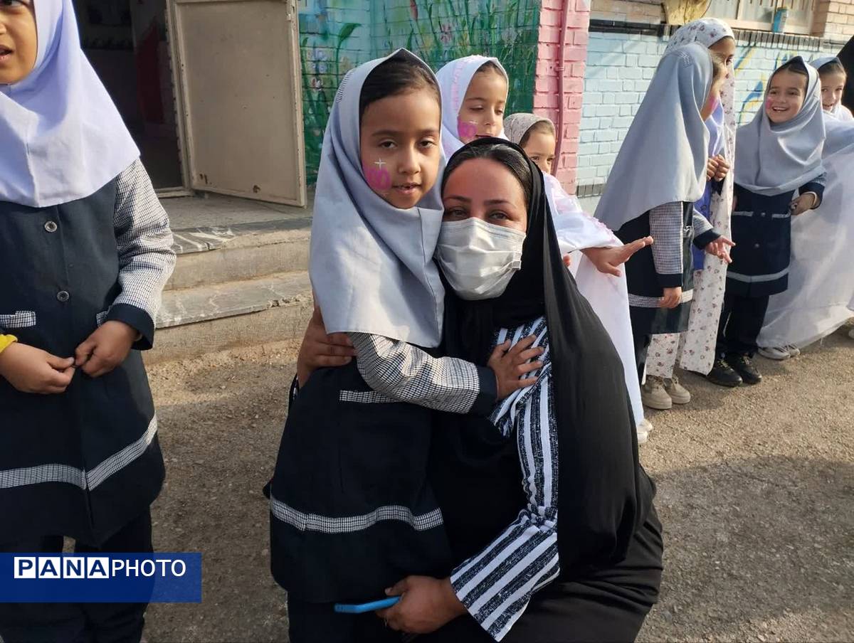 جشن مادر و دختری  در مدرسه تکتم خلیل آباد 