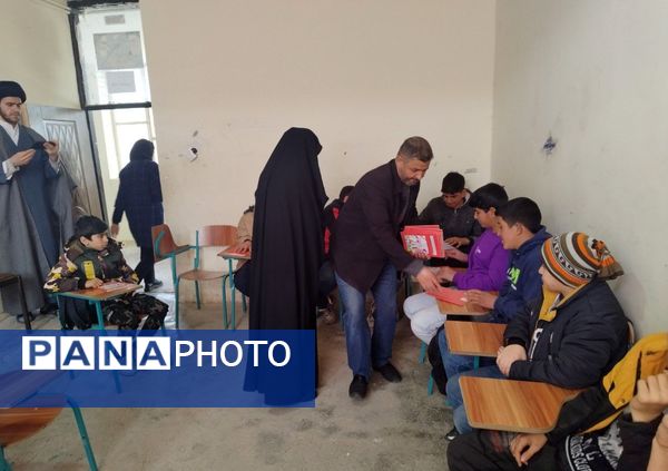 کارگاه آسیب‌شناسی موارد خاص در دبیرستان شهید مصطفی خمینی شیروان