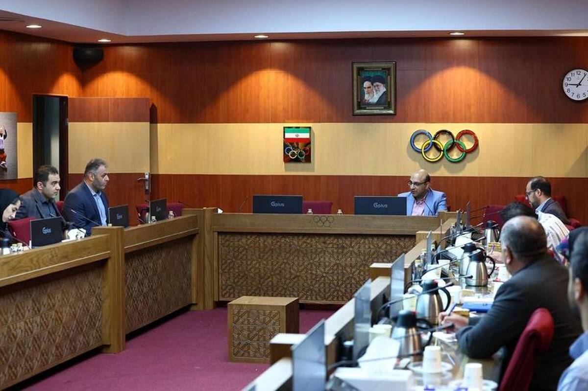 فدراسیون وزنه برداری زیر ذرهبین وزارت ورزش؛ انتظار ویژه مدالآوری از پولادمردان ایران