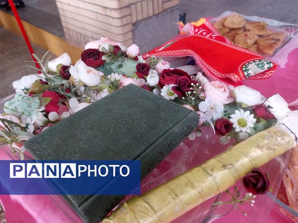 زنگ پژوهش در مدرسه حضرت معصومه(س) حاجی‌آباد