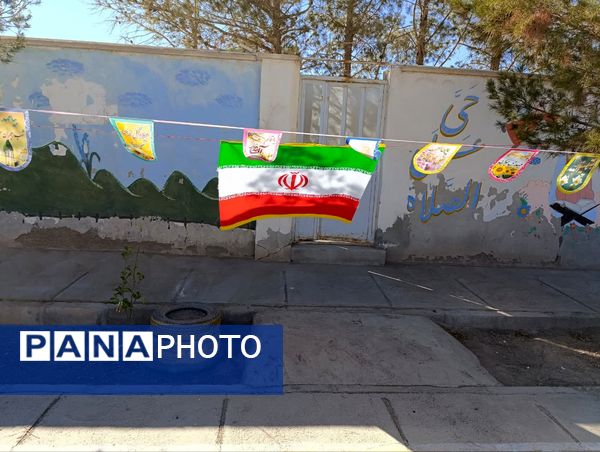 شور و هیجان هفته فرهنگ و هنر در دبستان خدیجه کبری ابرکوه