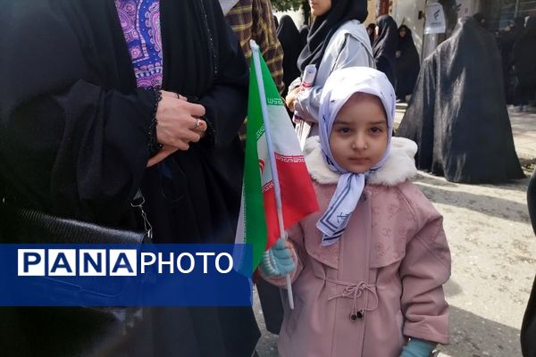 جشن تولد انقلاب اسلامی ایران در گلوگاه 