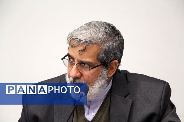 نشست خبری هفته کتاب و کتابخوانی در یزد