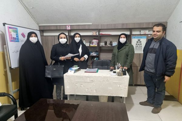 بازدید از وضعیت بهداشت و پایگاه‌های تغذیه سالم مدارس پاکدشت 