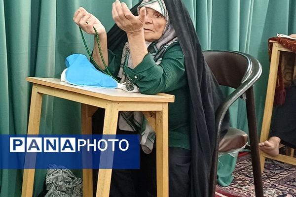 برگزاری مراسم روز عرفه در شهرستان کوهپایه