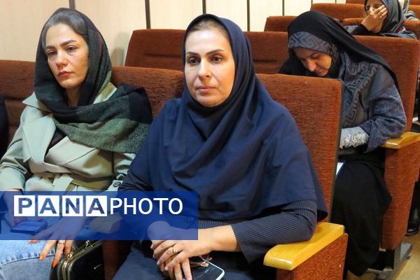 کارگاه آموزش پیشگیری از حوادث ترافیکی در ناحیه یک شهرری