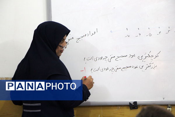 روشنگریِ جهادی؛ جهادِ آموزشیِ معلمان در مدارس یزد