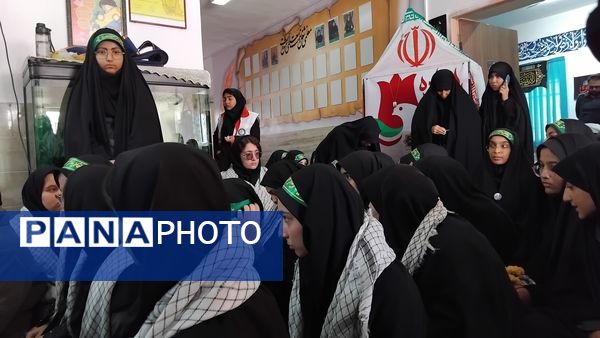 میهمان آسمانی در آغوش مدرسه ما