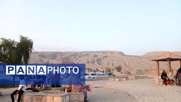 پرواز بادبادک‌‌ها در روز کودک 