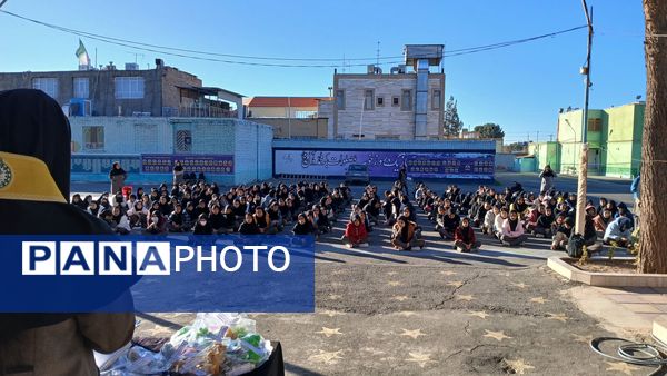 حماسه‌‌ روز‌ دانش‌ آموز‌‌‌ در‌ دبیرستان‌ نمونه‌ اندیشه‌