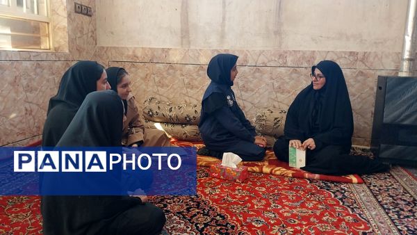 دیداری پر از احساس با مادر شهید حسین اسحاقی 