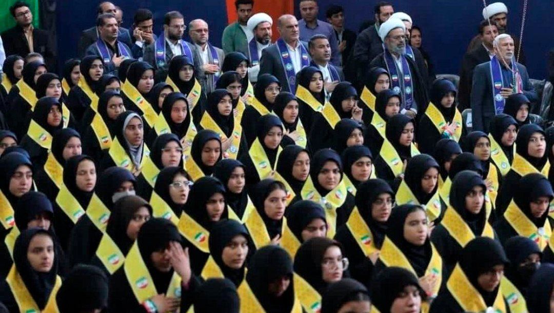 دانش‌آموزان یاور مقاومت در برابر بزرگترین ظالم یعنی رژیم صهیونیستی می‌ایستند