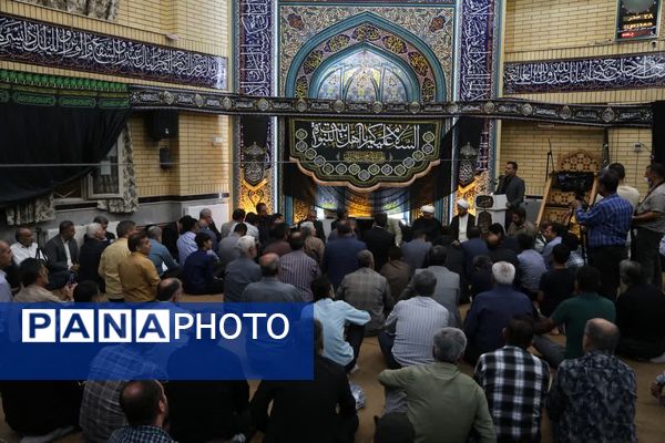 حضور مسئولان استان در مسجد المصطفی شهرک شهید مدنی همدان