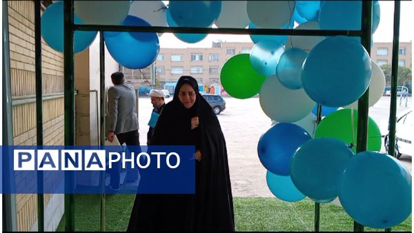 نشست توانمندسازی مدیران؛ گامی به‌سوی هدایت تحصیلی مؤثر در مدارس متوسطه دوره اول ناحیه ۷